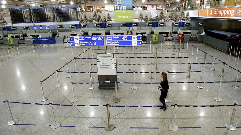 Grecia, pas neașteptat: Renunță la Entry/Exit pentru britanici, după scandalul din Italia