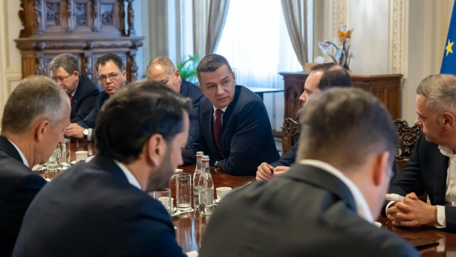 Grindeanu, în dialog cu sindicatele: „Vrem un Guvern cât mai repede”