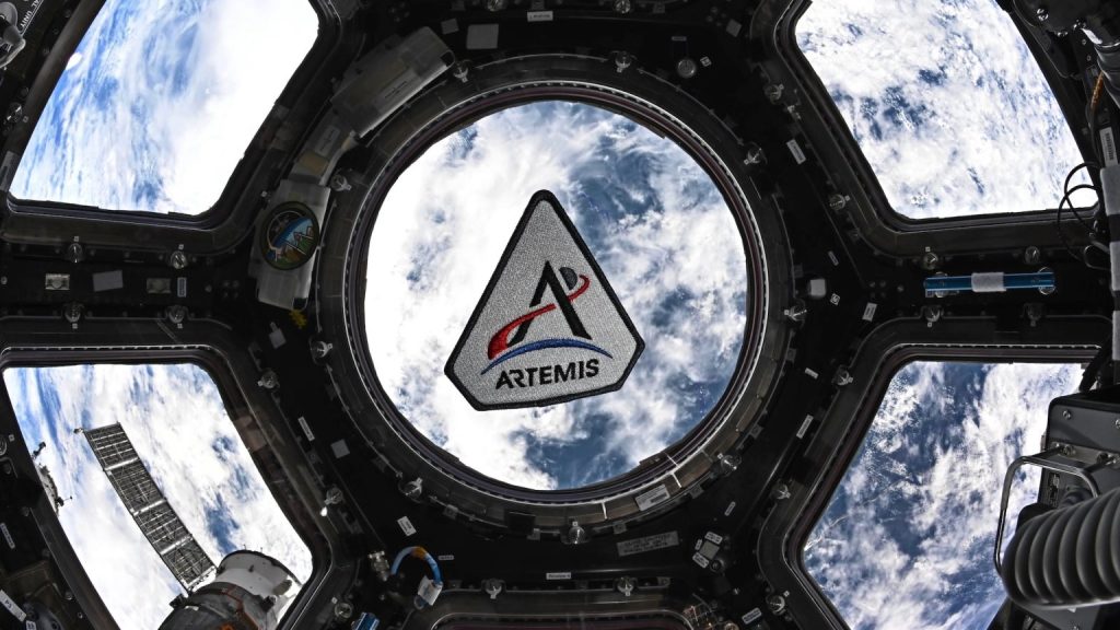 Resturile orbitale: De ce nu apar în fotografiile astronauților Imaginea spectaculoasă a Pământului din spațiu, capturată de astronauți, nu dezvăluie o „centură de gunoaie” în jurul planetei
