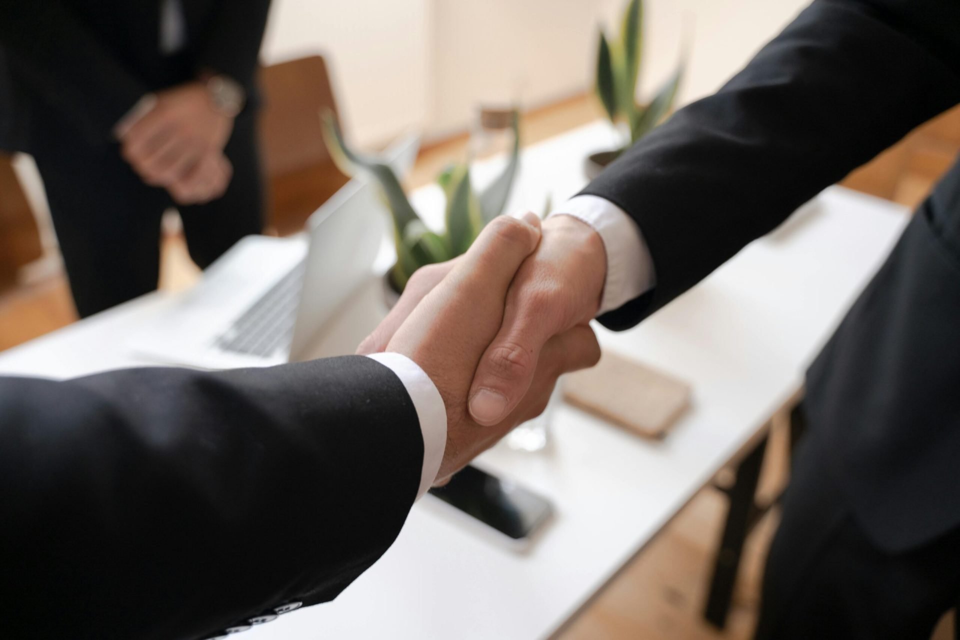 Boom pe piața m&a: Ce tranzacții au zguduit România în primul trimestru 2026?