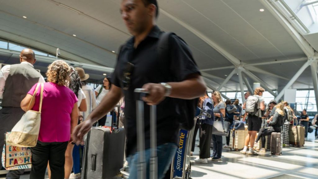 Haos european: Zboruri anulate din cauza sistemului Entry/Exit. Cozi infernale!