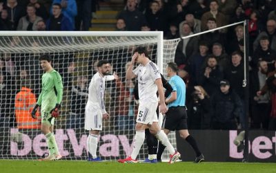 Starul de la Manchester United, OUT! Ce insulte grave a adus arbitrului