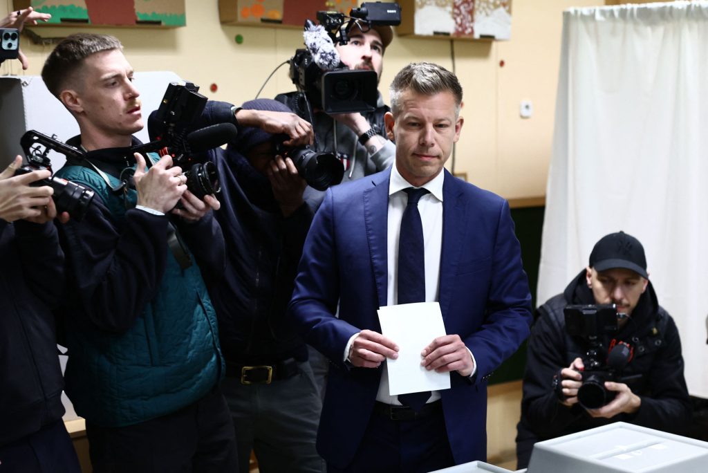 Magyar Peter, eroul care l-a scos pe Viktor Orban de pe tron după 16 ani