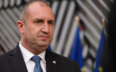 Ex-președintele prorus domină alegerile din Bulgaria, potrivit exit poll-urilor