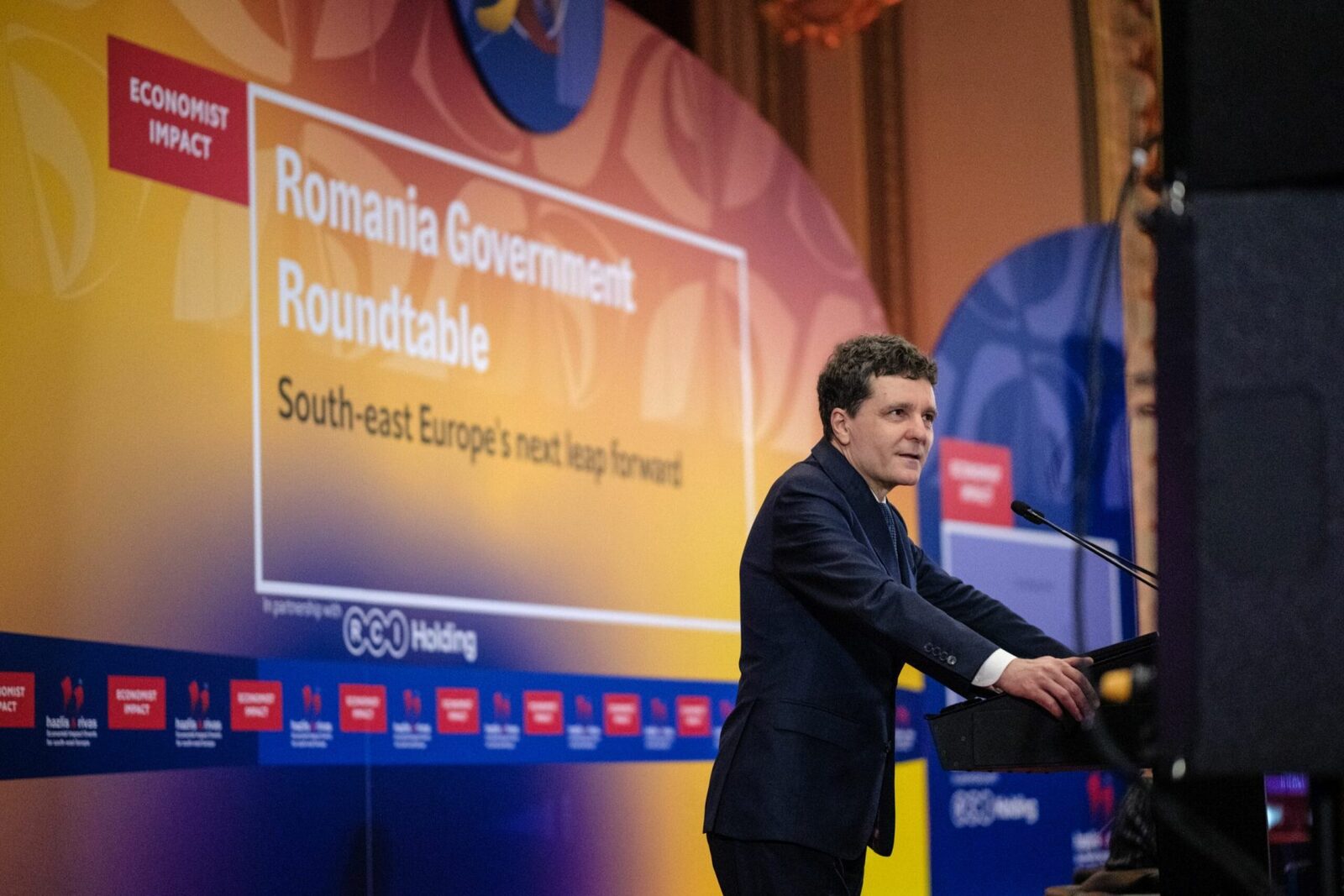 Economiști, lideri din lume și din România, față în față despre viitorul EUROPEI