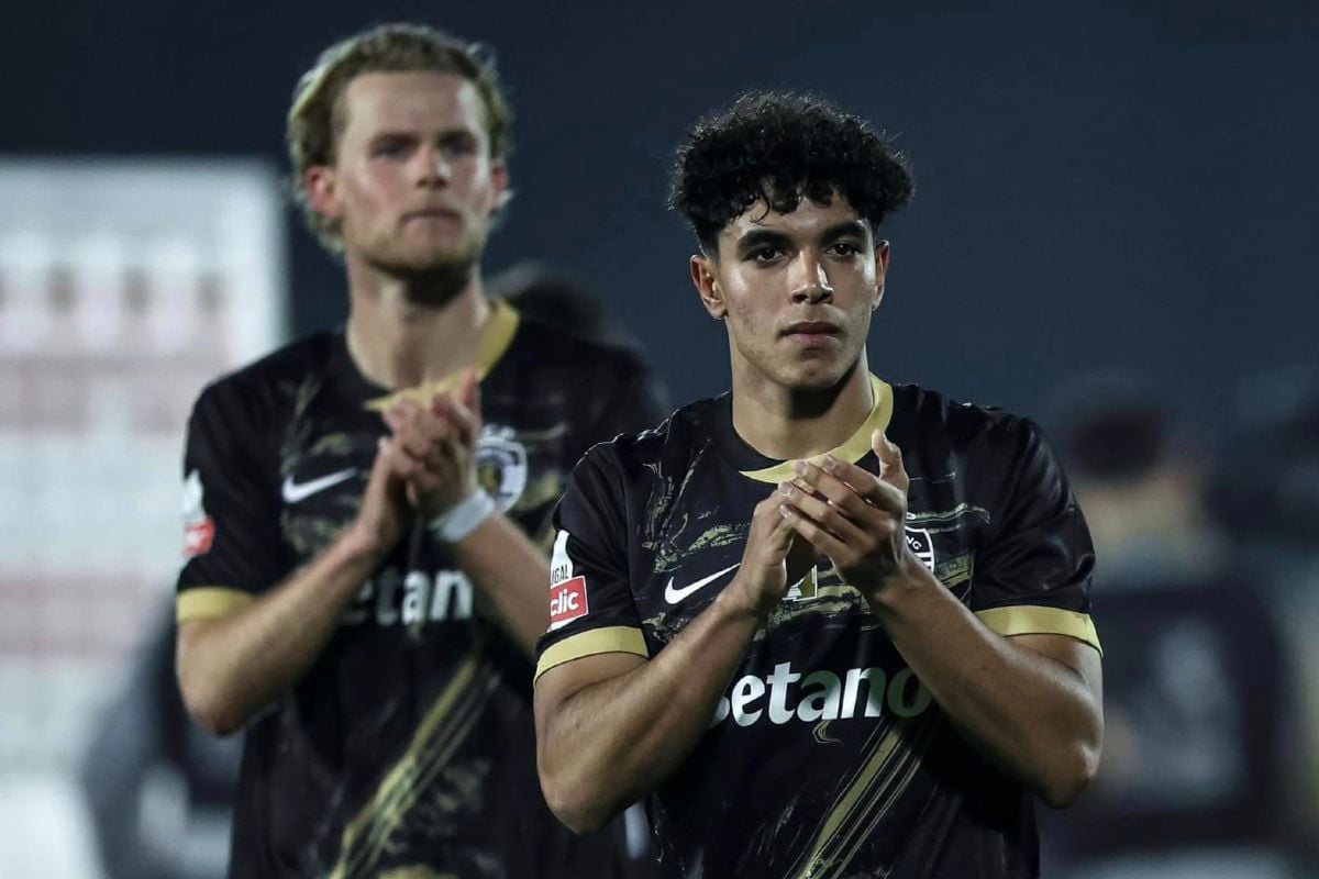 JOÃO SIMÕES, titular surpriză la Sporting în meciul cu Arsenal din Liga Campionilor Sporting se pregătește pentru un duel de foc cu Arsenal în sferturile de finală ale Ligii Campionilor, iar antrenorul Rui Borges a pregătit o surpriză pentru primul „11”
