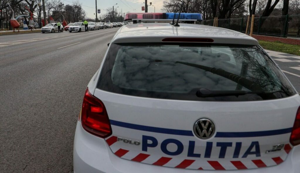 Un accident rutier grav a avut loc în seara de duminică, în centrul municipiului GIURGIU, soldat cu rănirea a trei persoane, dintre care doi minori