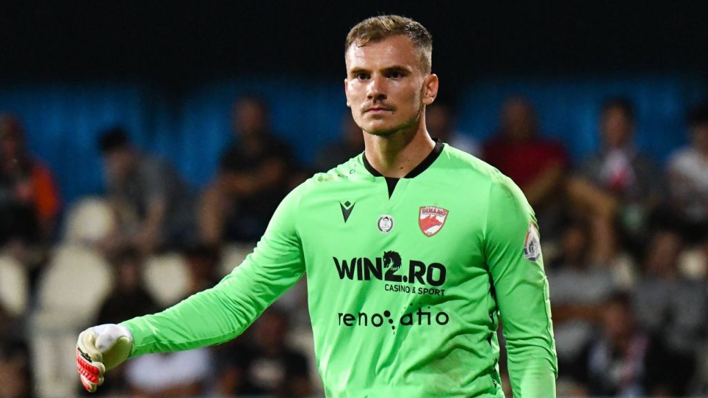 Ce face Adnan Golubovic după plecarea de la Dinamo: Unde a ajuns portarul?