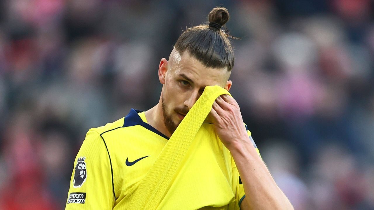 Tottenham a decis! Ce se întâmplă cu Radu Drăgușin