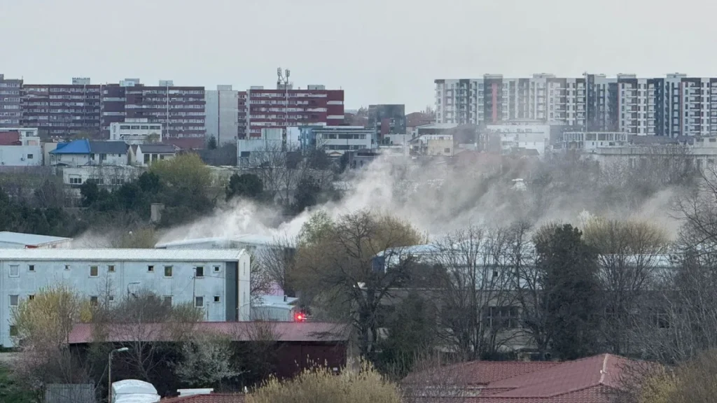 Bărbatul grav rănit în incendiul din Constanța a murit