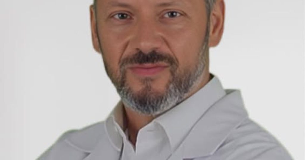 Un medic neurochirurg din Constanța a fost trimis în judecată de Parchetul de pe lângă Judecătoria Iași, fiind acuzat de înșelăciune