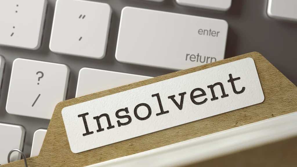 Insolvența personală din 2026: Ce-ți salvează „nivelul de trai rezonabil”