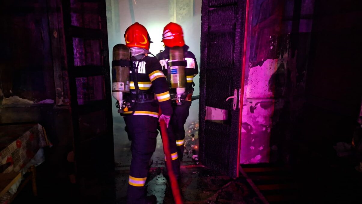 Incendiu devastator: O mamă și fiul ei au pierit în flăcări