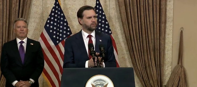 Vance revine-n SUA, fără un acord cu Iranul privind războiul