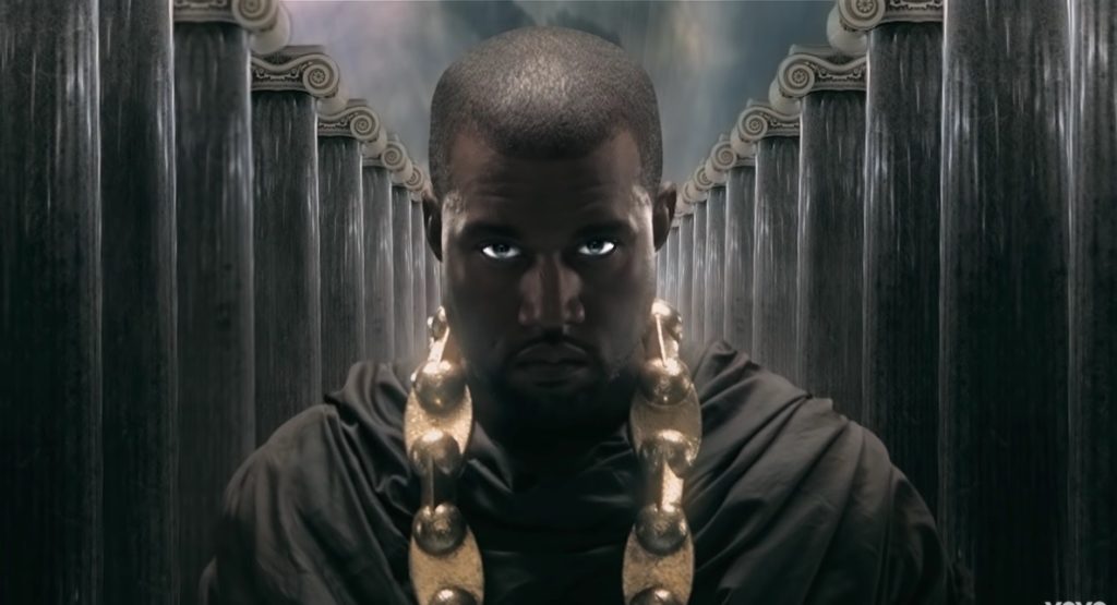 MARI PROBLEME PENTRU KANYE WEST: PREMIERUL BRITANIC, ÎNGRIJORAT, PEPSI RENUNȚĂ LA SPONSORIZARE LONDRA – Rapperul american KANYE WEST, cunoscut acum sub numele de YE, se confruntă cu noi probleme
