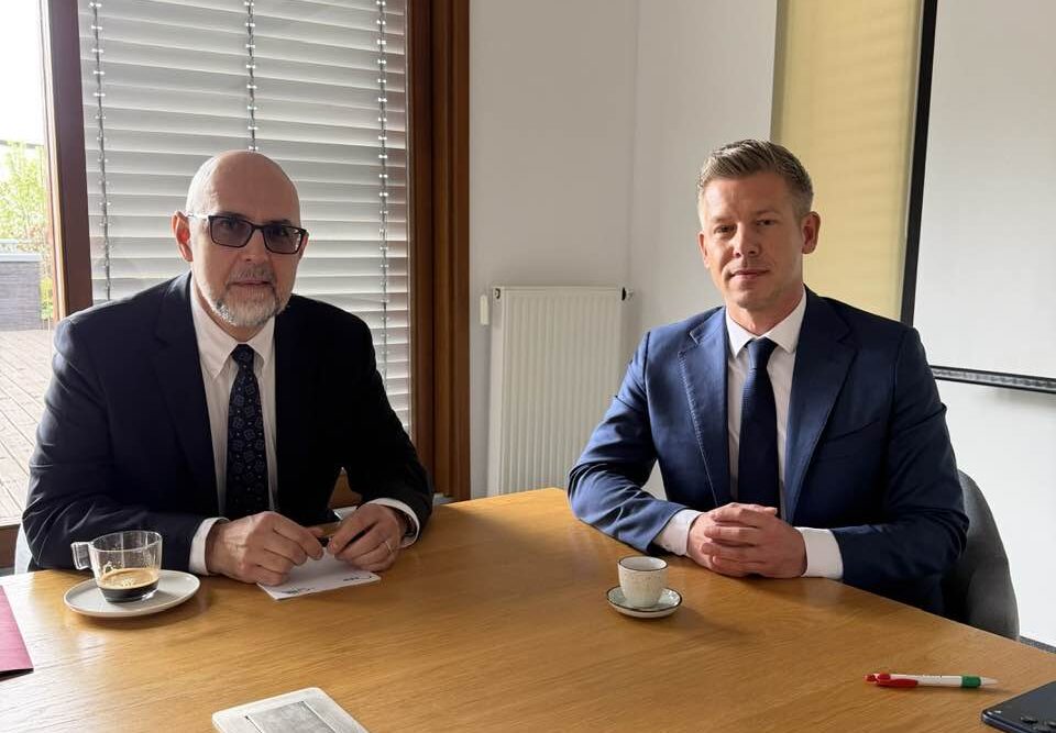 M-am văzut la Budapesta cu posibilul viitor premier al Ungariei