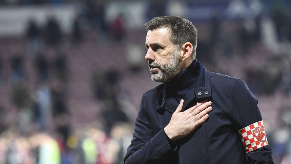 Dinamo – „U” Cluj, de la 21:00: Echipele de start, duel incendiar în Liga 1