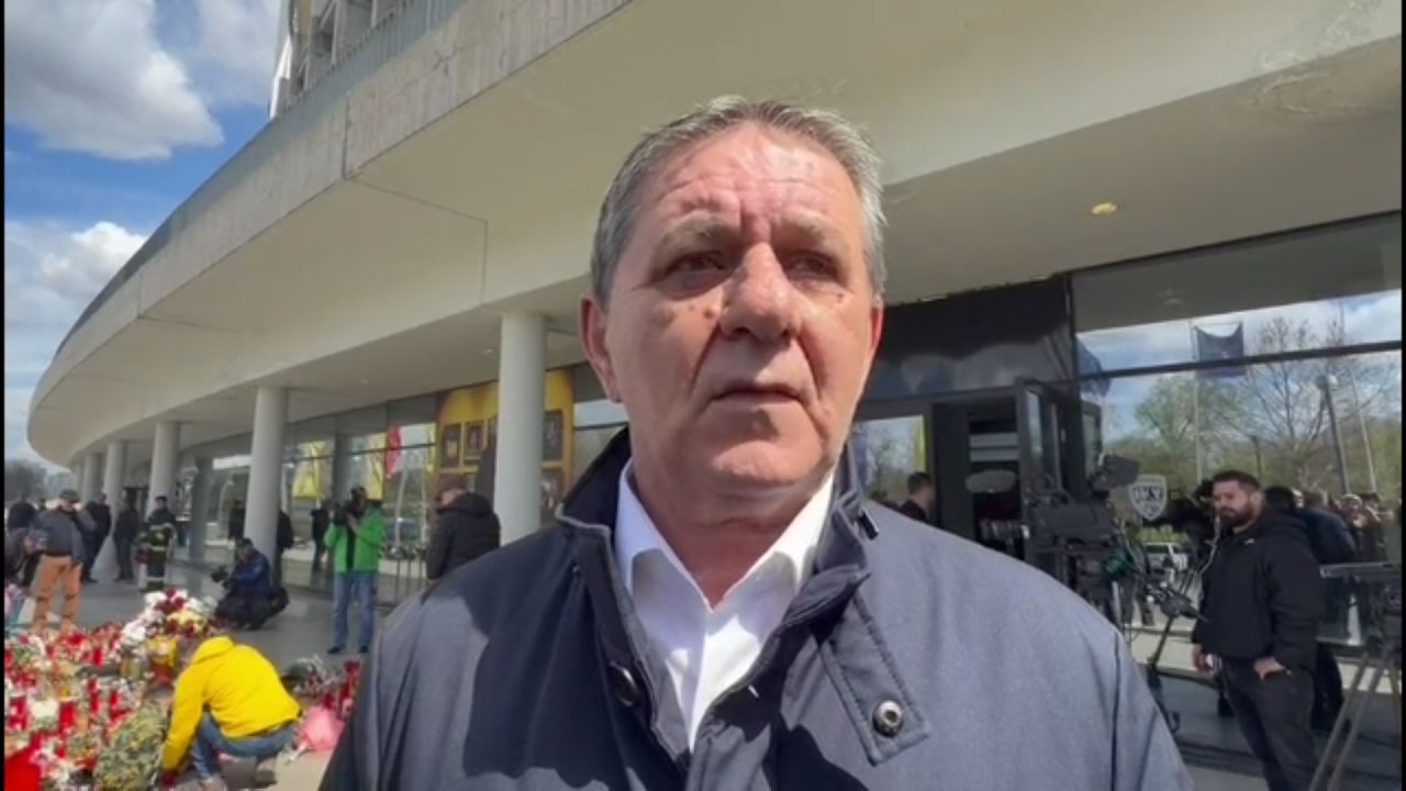 Marius Lăcătuș, Adrian Bumbescu și Ștefan Iovan au adus un ultim omagiu lui Mircea Lucescu pe Arena Națională, azi