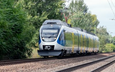 Hidrogenul aduce trenuri noi: Rute București-Otopeni și Pitești, contract câștigat după blocaje