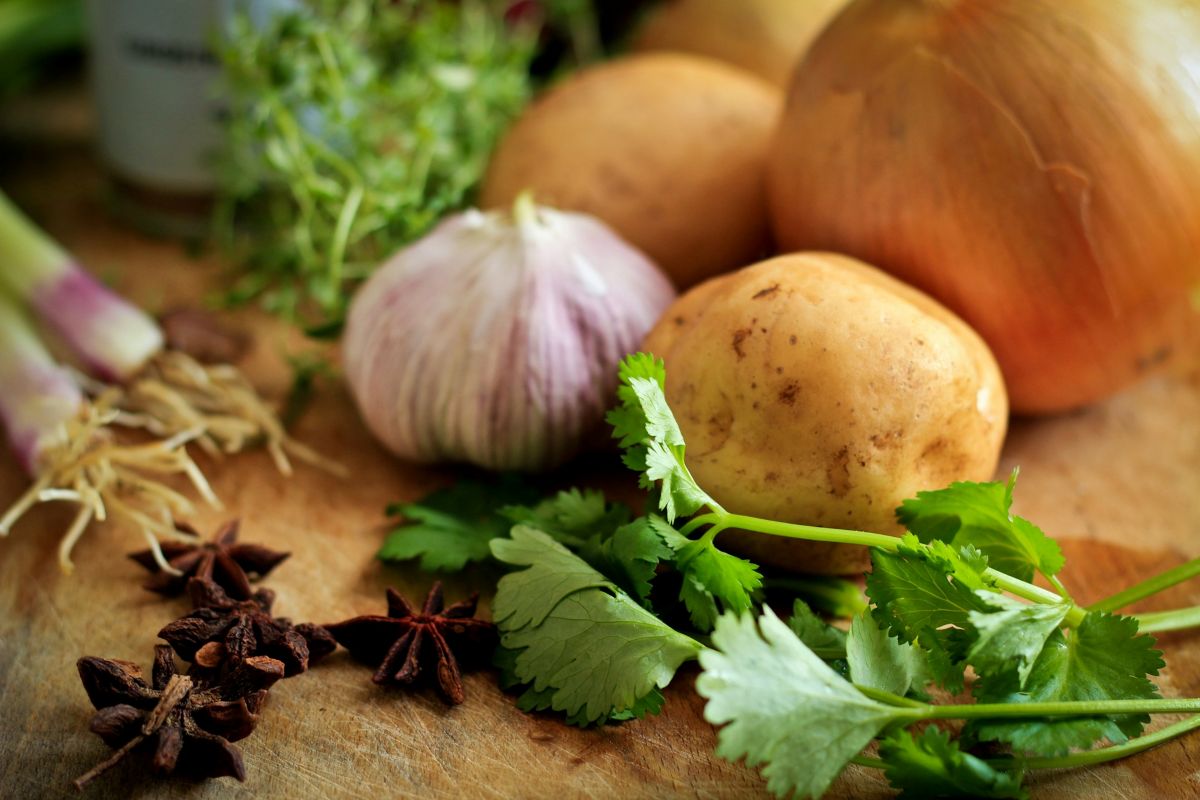 Deficitul comercial la fructe și legume, minim istoric: 513 mil. Euro în 2025!