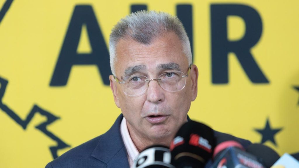 Lupta politică: Liderul AUR, atac la adresa lui Grindeanu