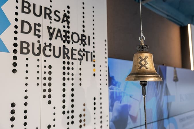 Măsură ascunsă? Ce se întâmplă cu listarea companiilor de stat la BVB