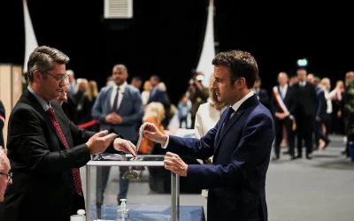 Macron, lege anti-Rusia înainte de prezidențiale: Scopul e contracararea ingerințelor străine