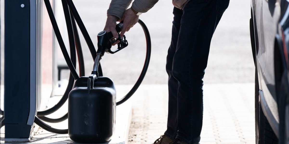 Benzinăriile, amendate DUR de ANAF: Peste 25.000 de euro, după controale la prețuri