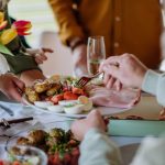 Ce ascunde „moderația” la masa de Paște: Adevărul despre alimente și băuturi