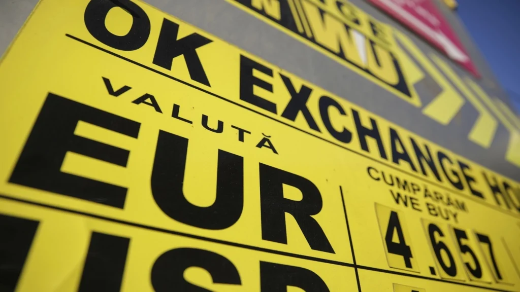 Leul, SURPRIZĂ pe bursă: A crescut față de valute, dar cu doar 0,17 bani