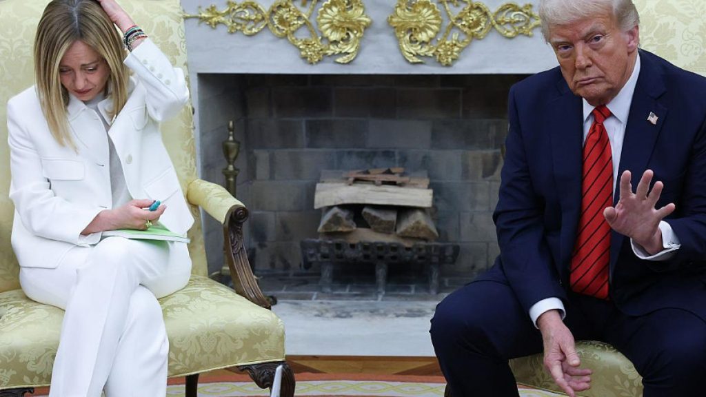 Meloni, furioasă pe Trump: „Cuvintele despre Papa sunt inacceptabile”