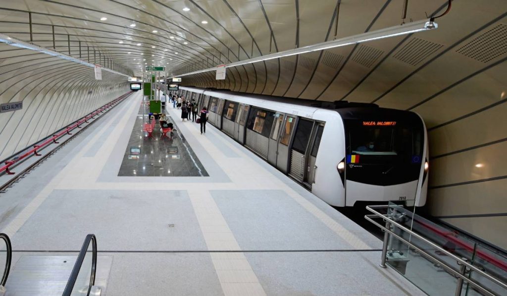 ȘOC în transporturi: Demisia-fulger și scumpirea metroului, chiar de ministru