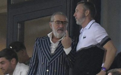 Pleacă de la FCSB? Becali îl vrea, Stoica se opune!