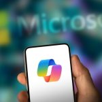 microsoft-copilot-logo-telefon-dreamstime.jpg - JurnalUrban