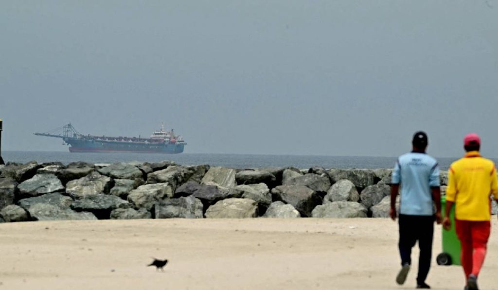 Iran: Exporturile de petrochimice, suspendate. Ziua 48 de război