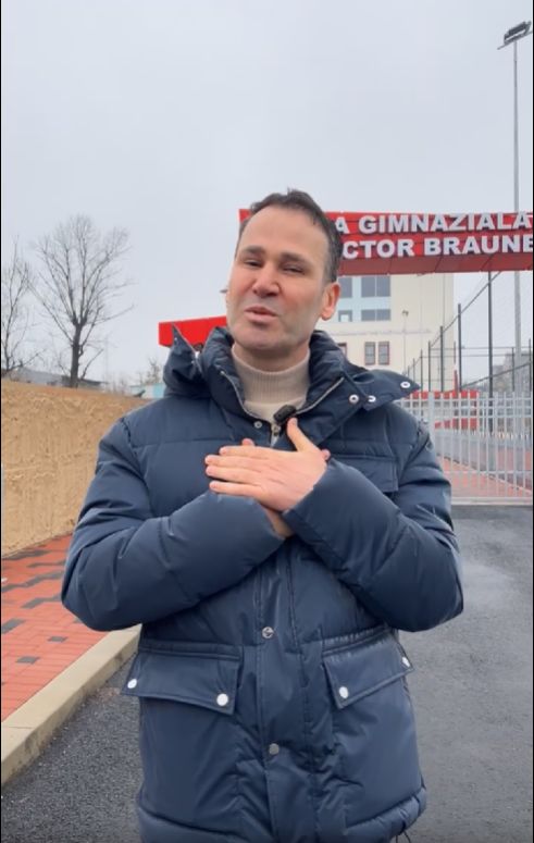 Negarea Adevărului Duce la Ridicol: Ce Spune un Expert