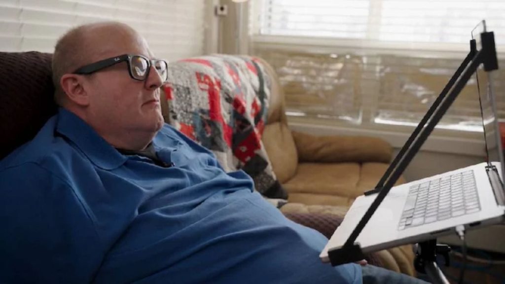 Un bărbat cu scleroză laterală amiotrofică (SLA) a reușit să comunice cu ajutorul unui implant cerebral dezvoltat de compania Neuralink, condusă de Elon Musk
