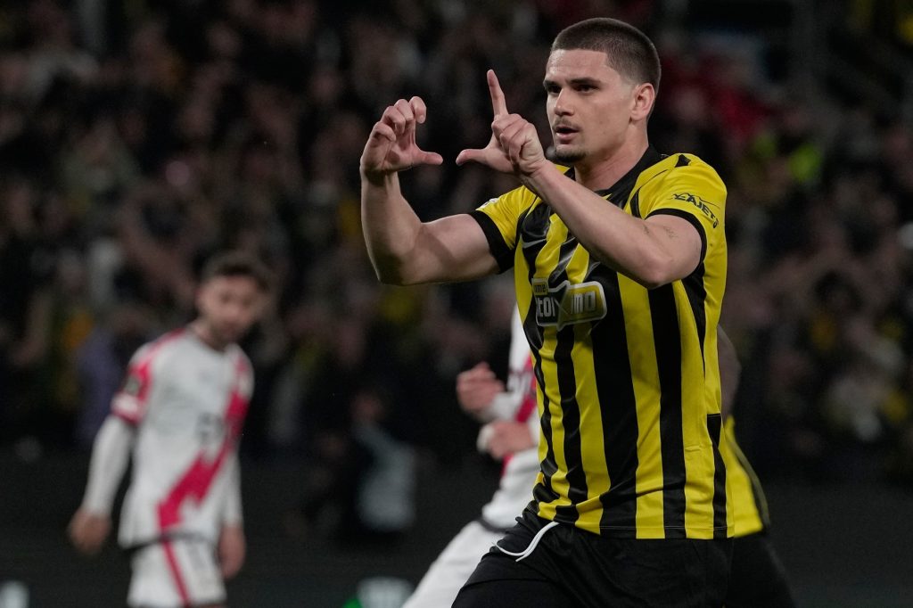 Marin, show la Atena: 3-1 cu Rayo, dar Rațiu merge în semifinale!