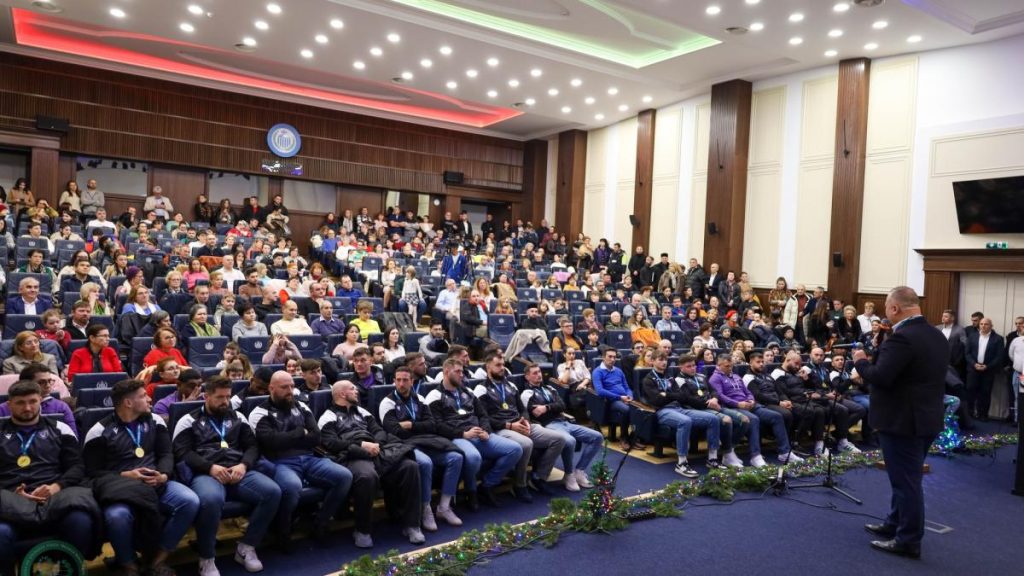 Universitatea din Timișoara vrea să atragă diaspora: „Școala românească e competitivă”