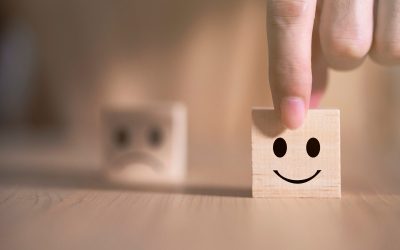 Frazele care te țin blocat în nefericire: Ce spun mereu oamenii triști