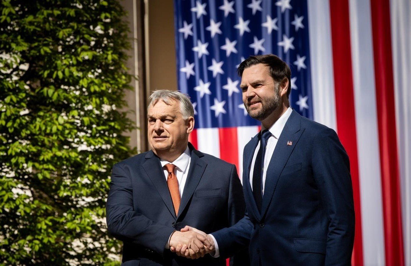 SUA critică presupusul amestec al UE în alegerile din Ungaria Vicepreședintele Statelor Unite ale Americii a criticat marți, la Budapesta, ceea ce a numit un amestec „rușinos” al Uniunii Europene în procesul electoral din Ungaria
