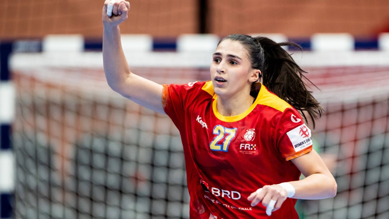 Naționala feminină de handbal a României se află în pregătiri intense sub comanda antrenorului Ovidiu Mihăilă, cu obiectivul clar de a obține rezultate notabile în competițiile viitoare