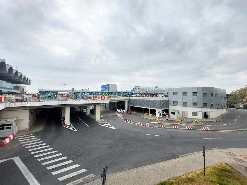 Aeroportul Henri Coandă, renovare majoră: Schimbări la parcări