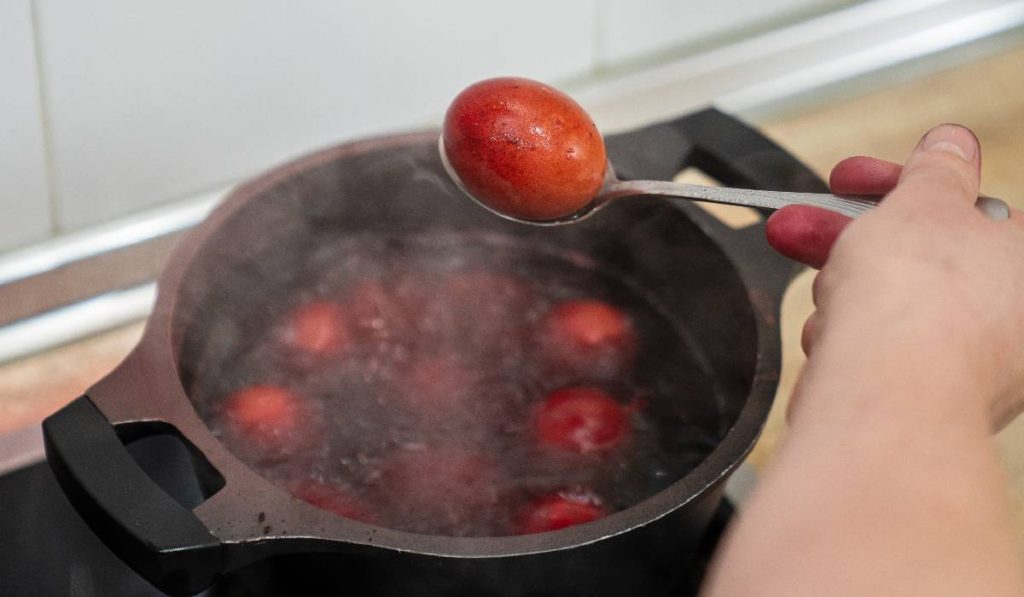 Ouă de Paște: Ce faci cu ele când ai vopsit prea multe? Sfaturi utile