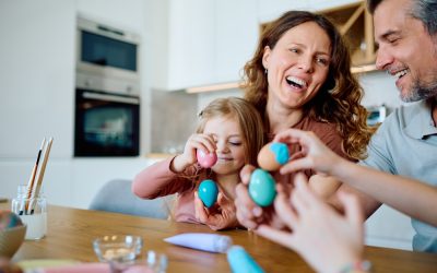 De ce ciocnim ouă de Paște: Semnificația fascinantă a unui gest vechi