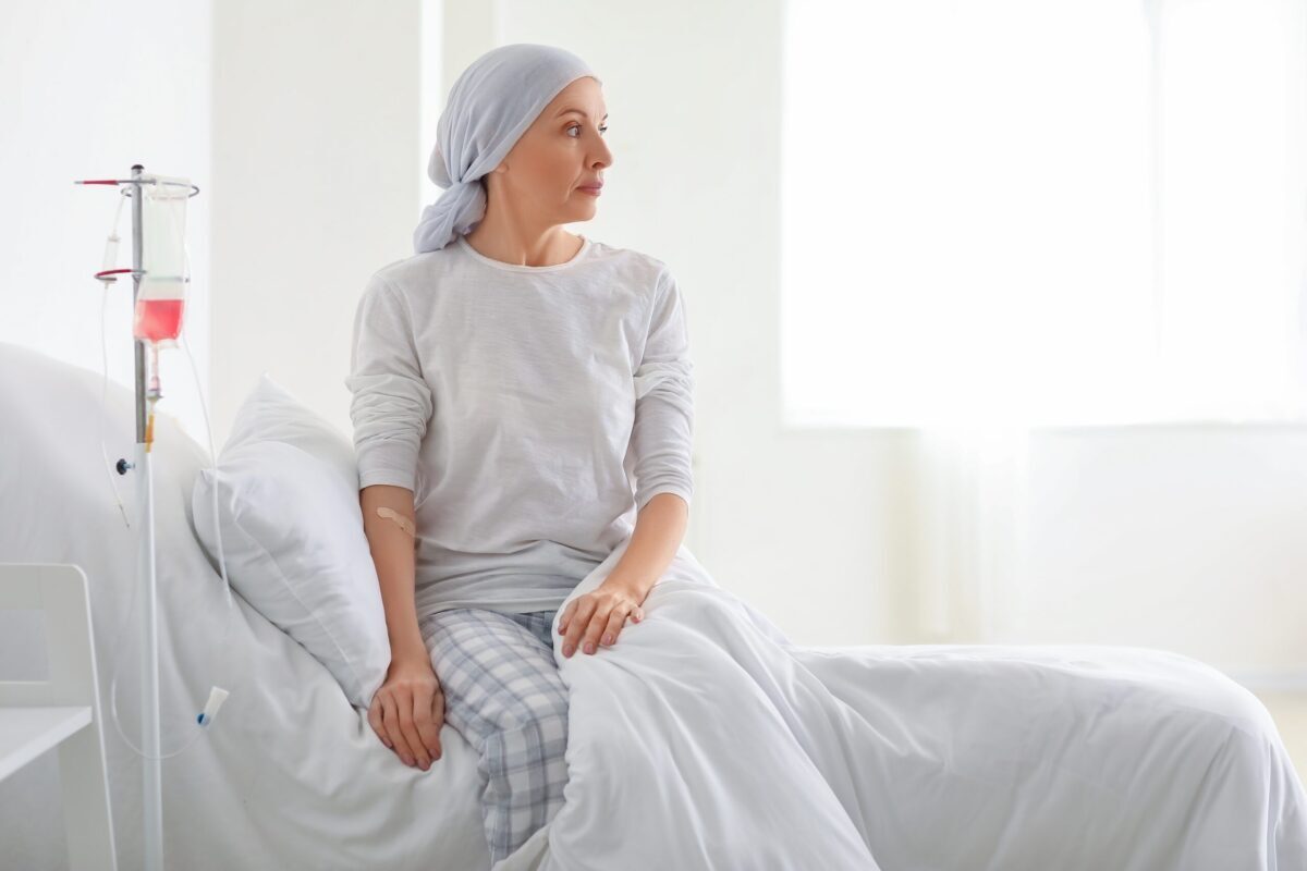 Cancerul, învins de organismul propriu: Noi tratamente promit vindecări