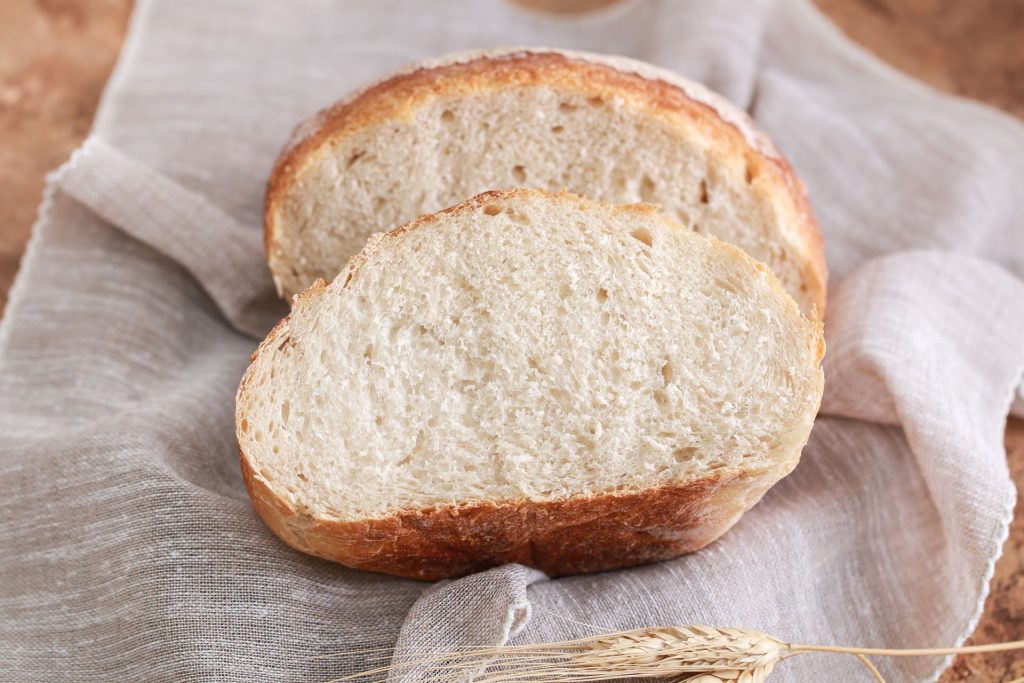 De ce pâinea te îngrașă chiar dacă te abții să mănânci prea mult?