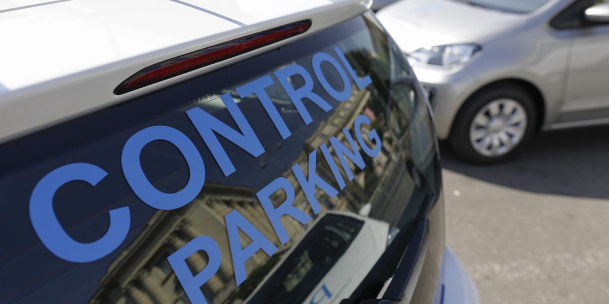 parcare-gratuit-masini-hibrid-electrice-1.jpg - JurnalUrban