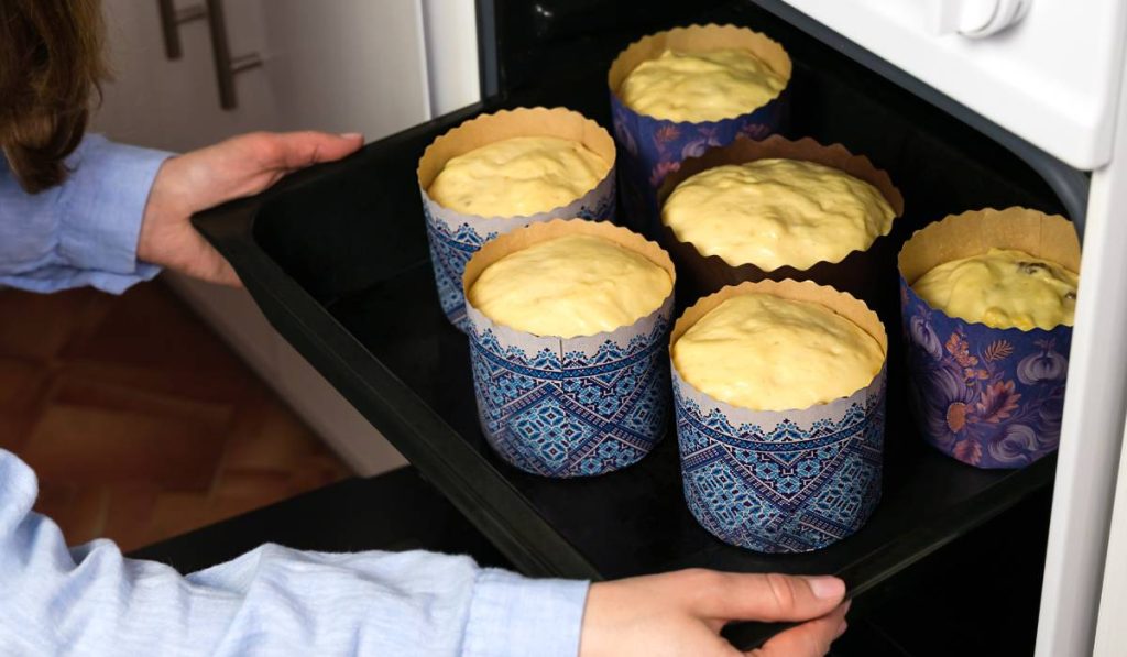 Cât timp și la ce temperatură coacem pasca? Secretul, dezvăluit chiar acum