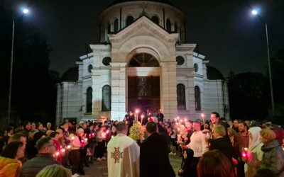 Când pică PAȘTELE în 2027? Sărbătoarea, cuplată cu minivacanța de 1 Mai